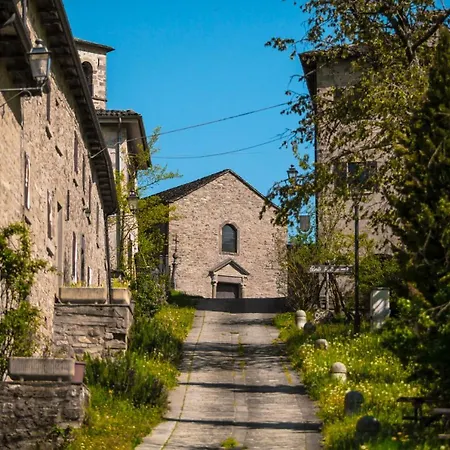 Podesteria Di Gombola - Arte E Territorio Polinago