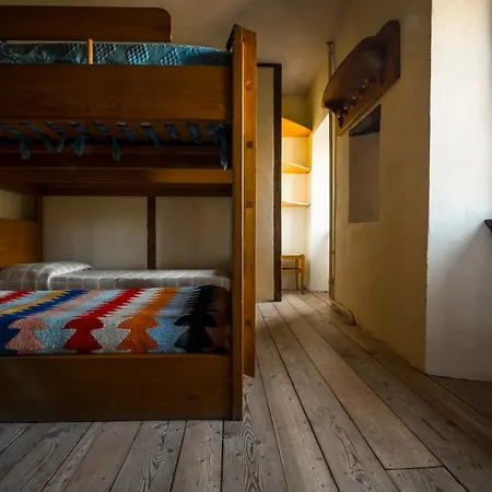 Podesteria Di Gombola - Arte E Territorio Hostel Polinago