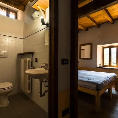 Hostel Podesteria Di Gombola - Arte E Territorio