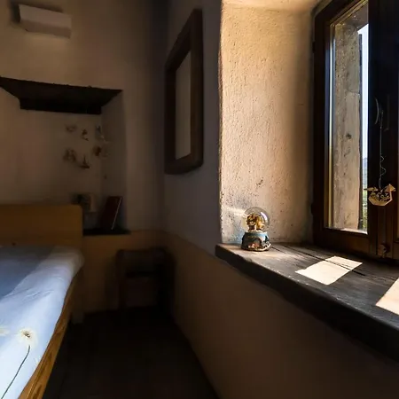 Podesteria Di Gombola - Arte E Territorio