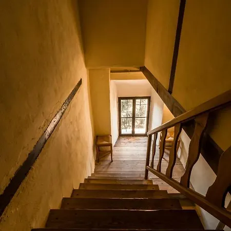 Podesteria Di Gombola - Arte E Territorio *