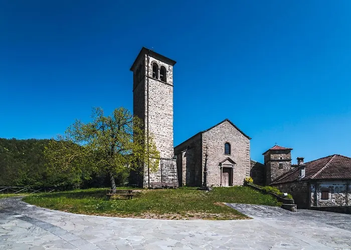 Podesteria Di Gombola - Arte E Territorio Polinago