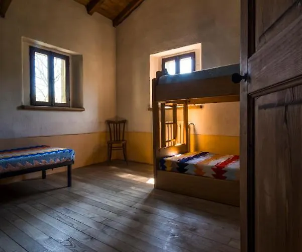Podesteria Di Gombola - Arte E Territorio Vandrarhem *